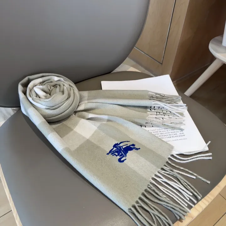 スーパーコピー バーバリー ス マフラー