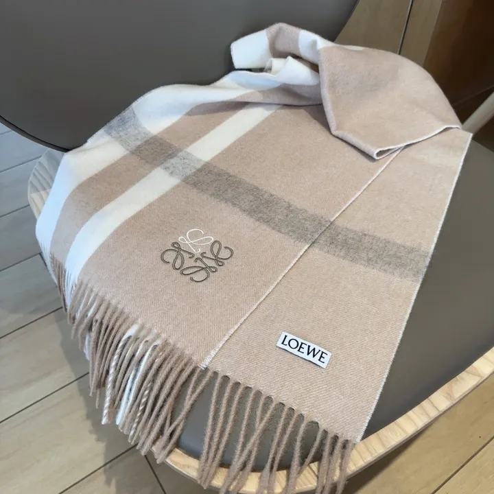 スーパーコピー ロエベ マフラー