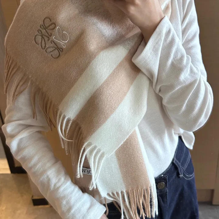 スーパーコピー ロエベ マフラー