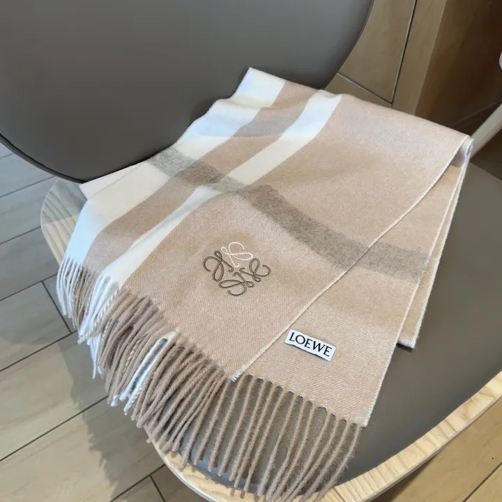 スーパーコピー ロエベ マフラー