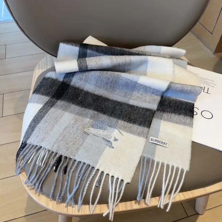 スーパーコピー バーバリー ス マフラー