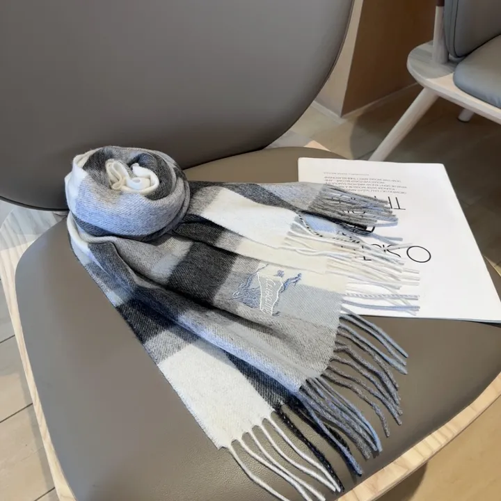 スーパーコピー バーバリー ス マフラー