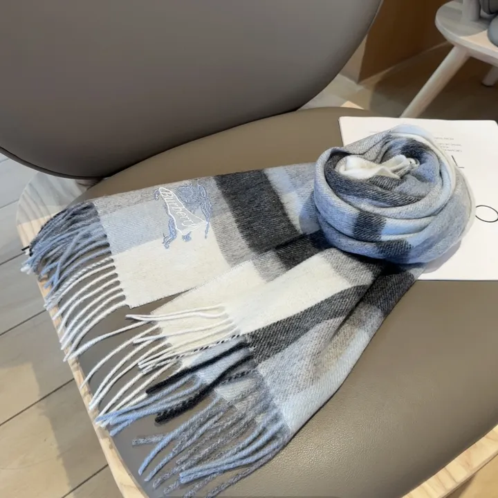 スーパーコピー バーバリー ス マフラー