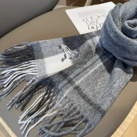 スーパーコピー バーバリー ス マフラー