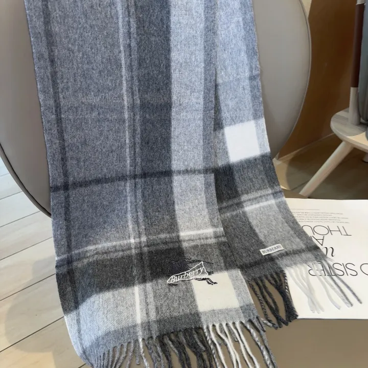 スーパーコピー バーバリー ス マフラー