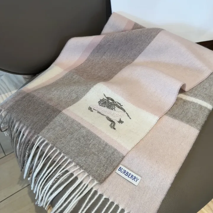 スーパーコピー バーバリー ス マフラー