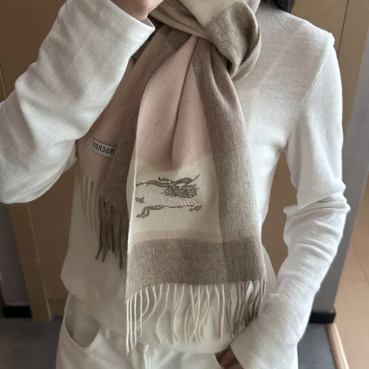 スーパーコピー バーバリー ス マフラー