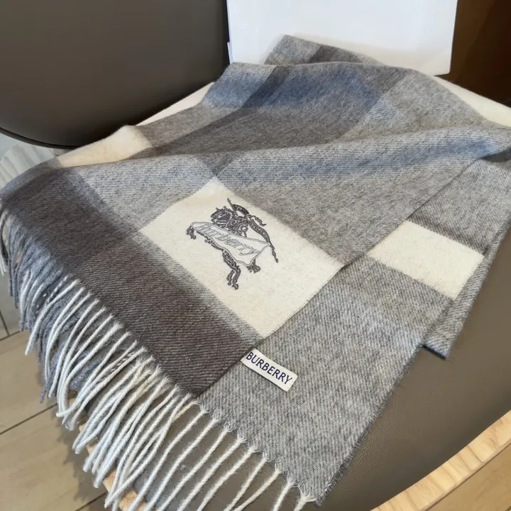 スーパーコピー バーバリー ス マフラー