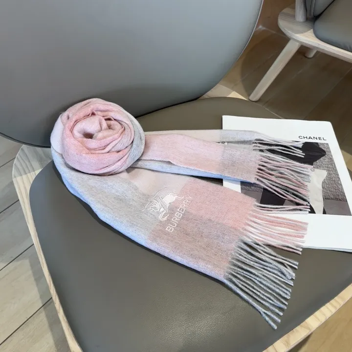 スーパーコピー バーバリー ス マフラー