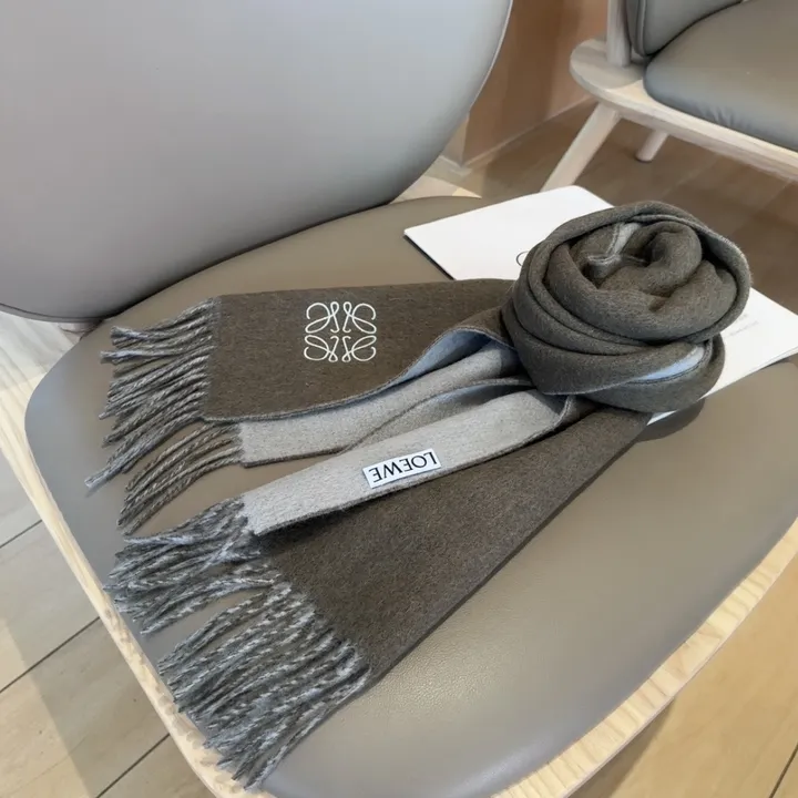 スーパーコピー ロエベ マフラー