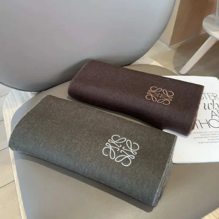 スーパーコピー ロエベ マフラー