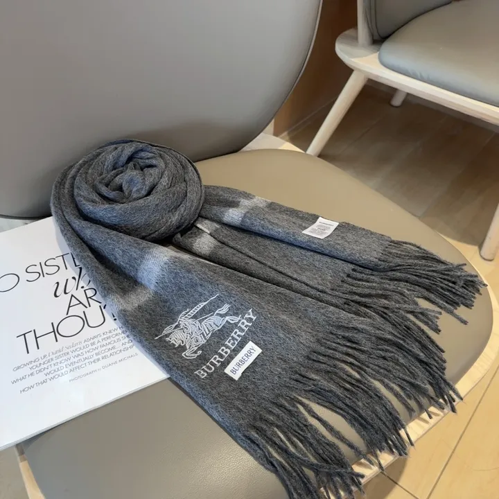 スーパーコピー バーバリー ス マフラー