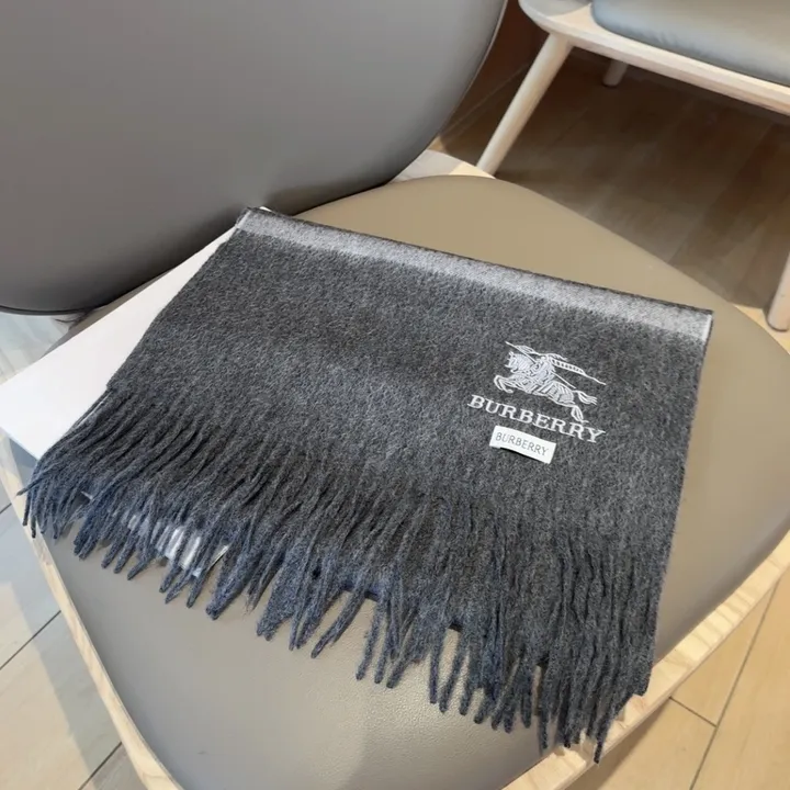 スーパーコピー バーバリー ス マフラー