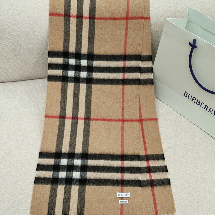 スーパーコピー バーバリー ス マフラー