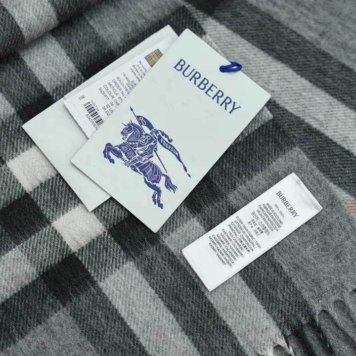 スーパーコピー バーバリー ス マフラー