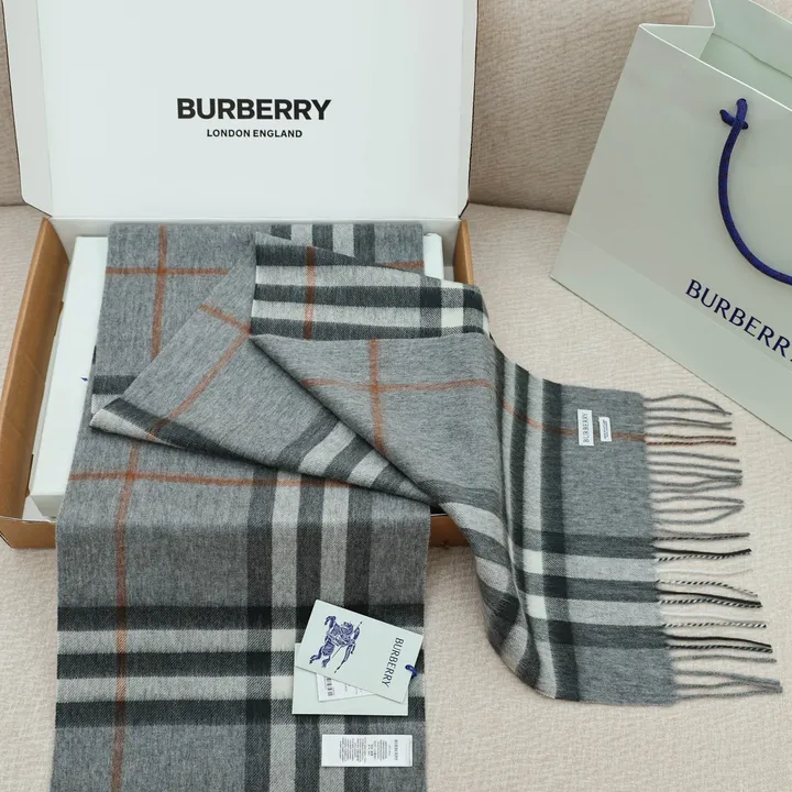 スーパーコピー バーバリー ス マフラー