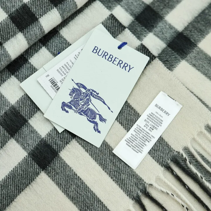 スーパーコピー バーバリー ス マフラー