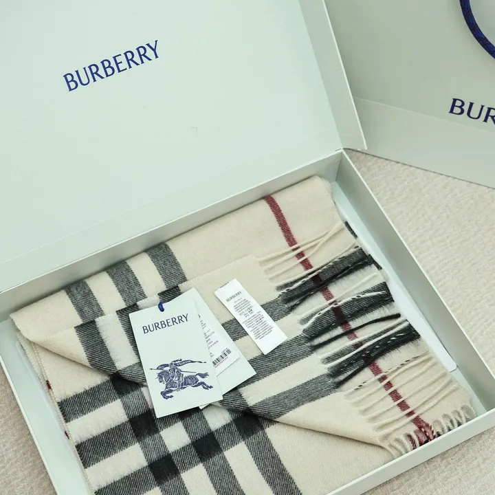 スーパーコピー バーバリー ス マフラー