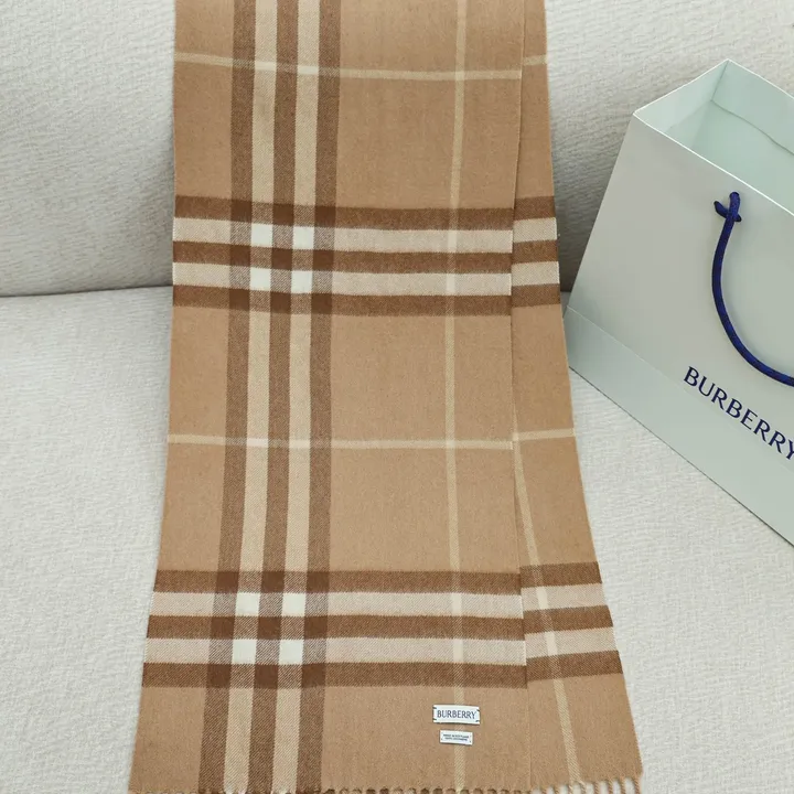 スーパーコピー バーバリー ス マフラー