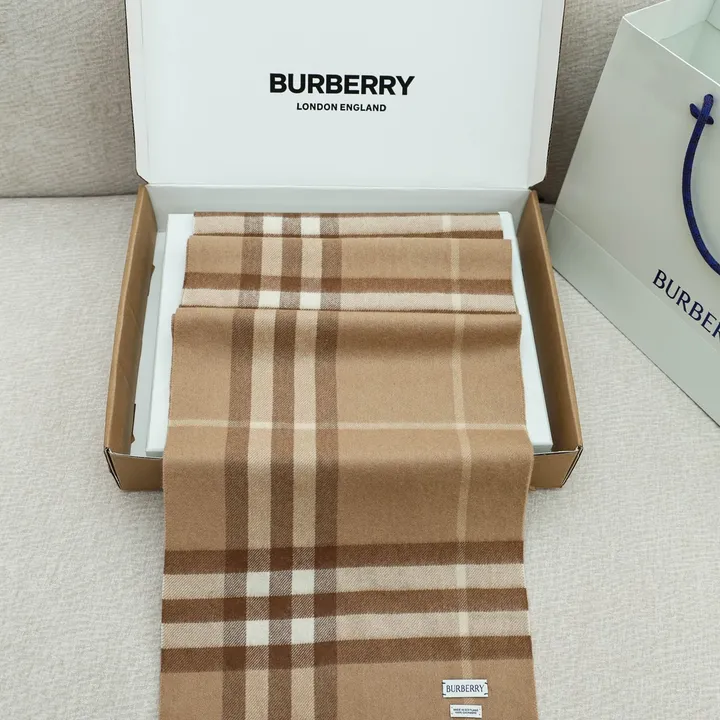 スーパーコピー バーバリー ス マフラー