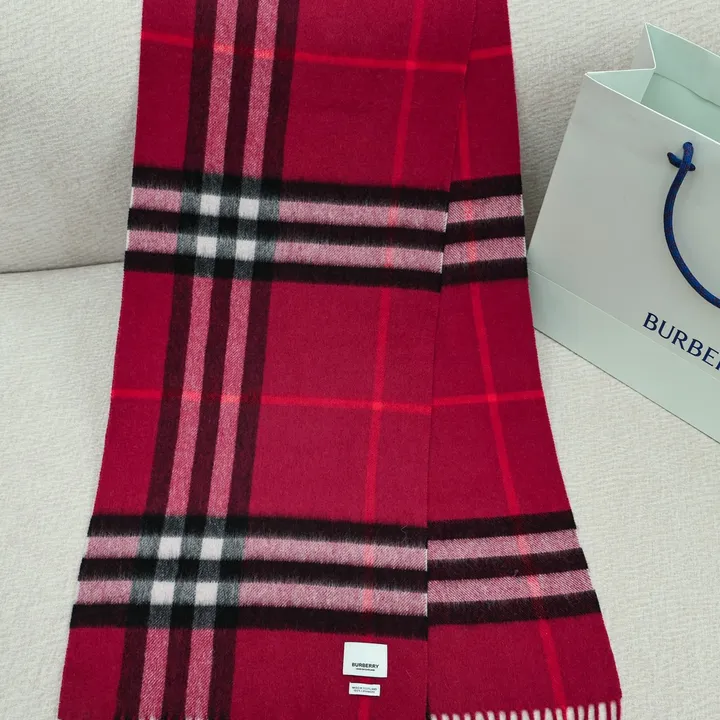 スーパーコピー バーバリー ス マフラー