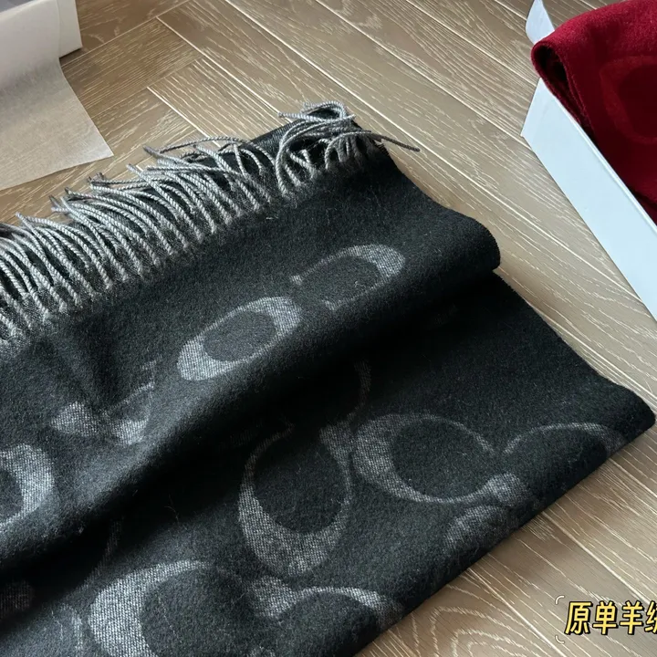 スーパーコピー コーチ マフラー