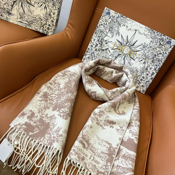 スーパーコピー グッチ マフラー