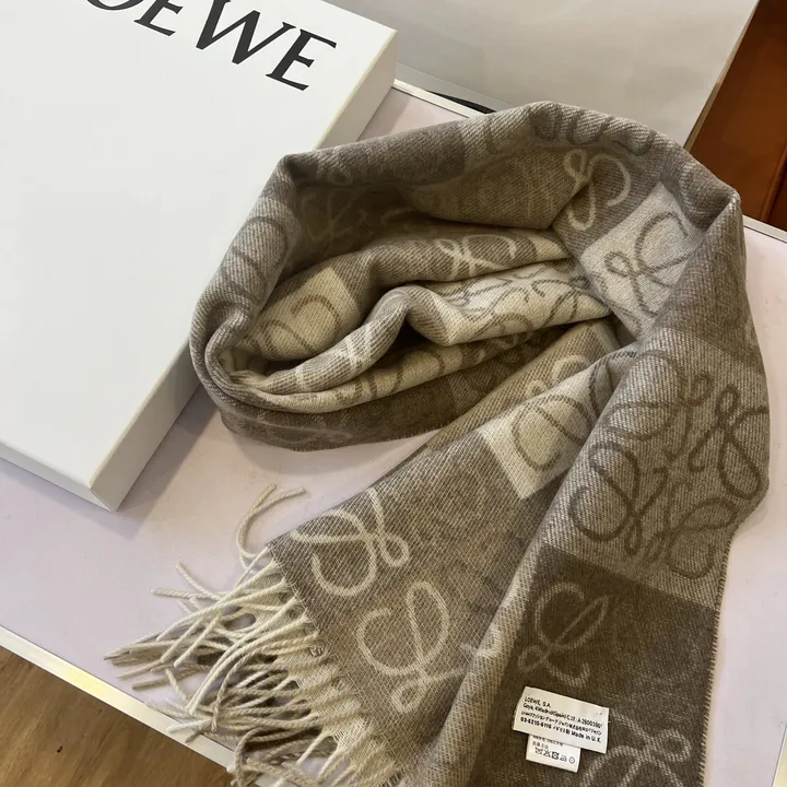 スーパーコピー ロエベ マフラー