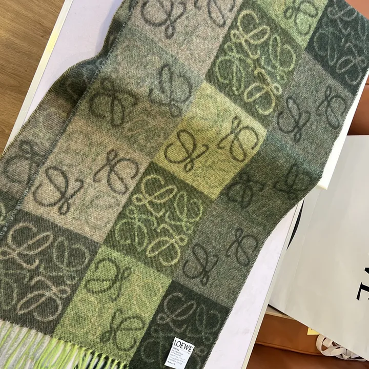 スーパーコピー ロエベ マフラー