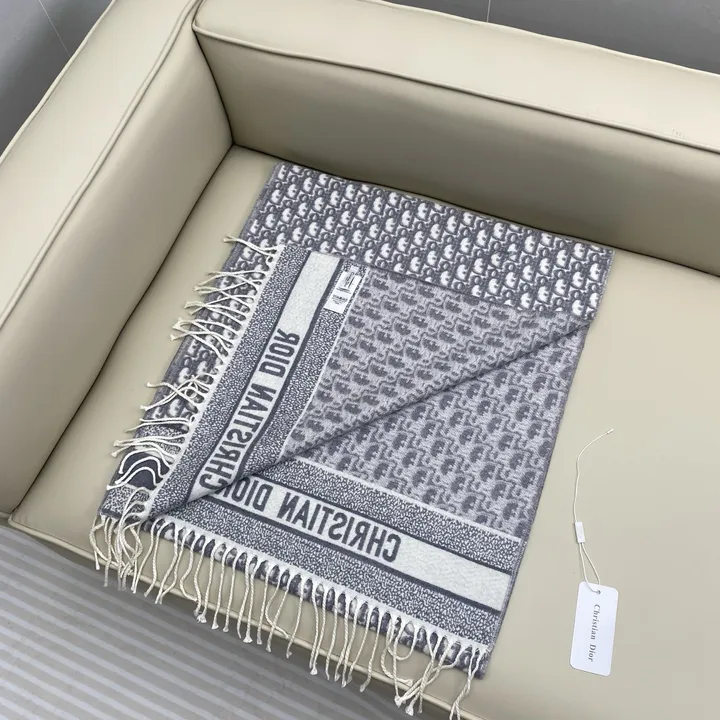 スーパーコピー ディオール マフラー