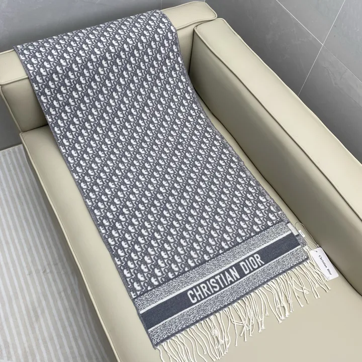 スーパーコピー ディオール マフラー