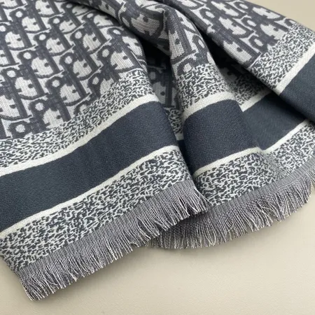 スーパーコピー ディオール マフラー