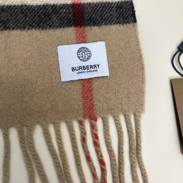 スーパーコピー バーバリー ス マフラー