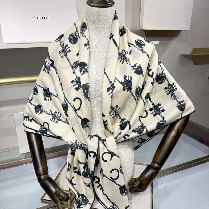 スーパーコピー セリーヌ マフラー