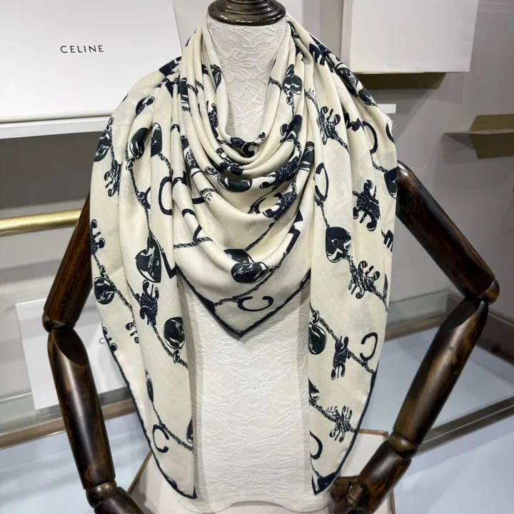 スーパーコピー セリーヌ マフラー