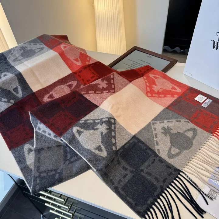 スーパーコピー ヴィヴィアン・ウエストウッド マフラー