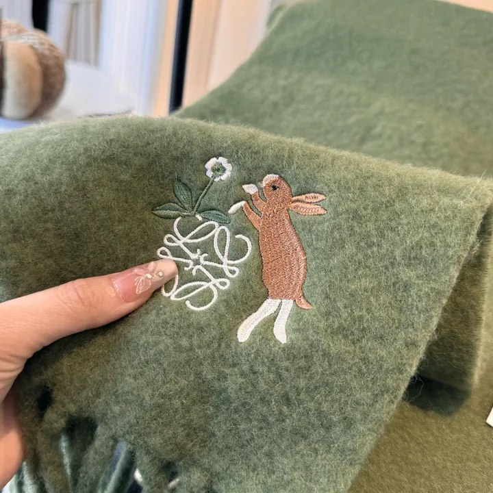 スーパーコピー ロエベ マフラー