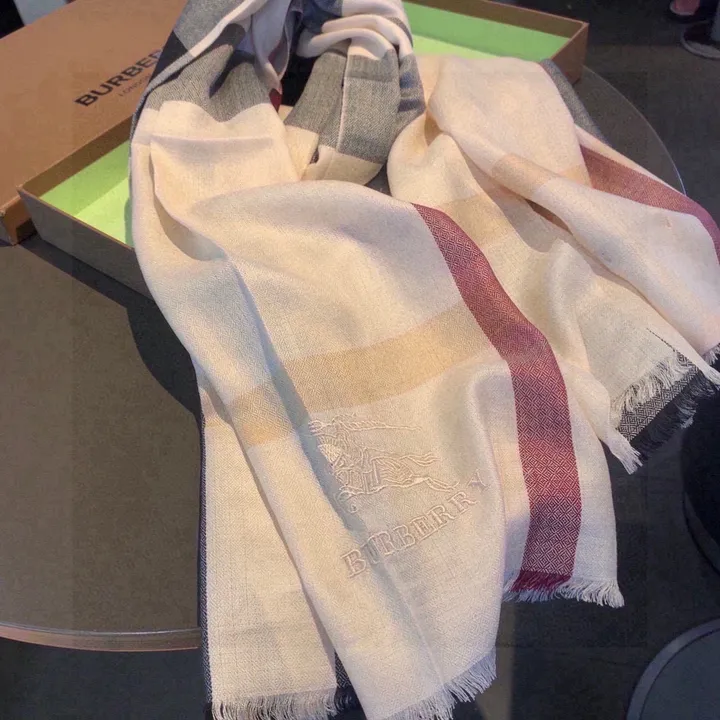 スーパーコピー バーバリー ス マフラー