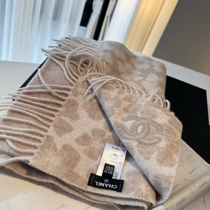 スーパーコピー シャネル マフラー