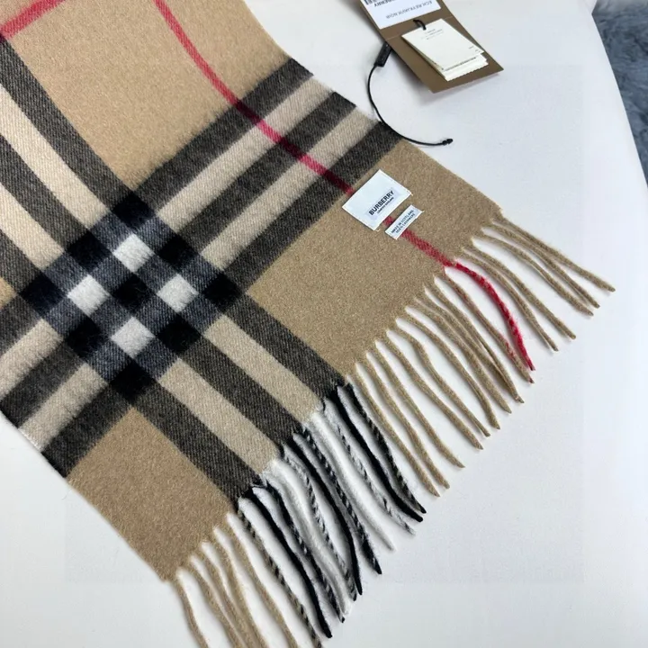 スーパーコピー バーバリー ス マフラー