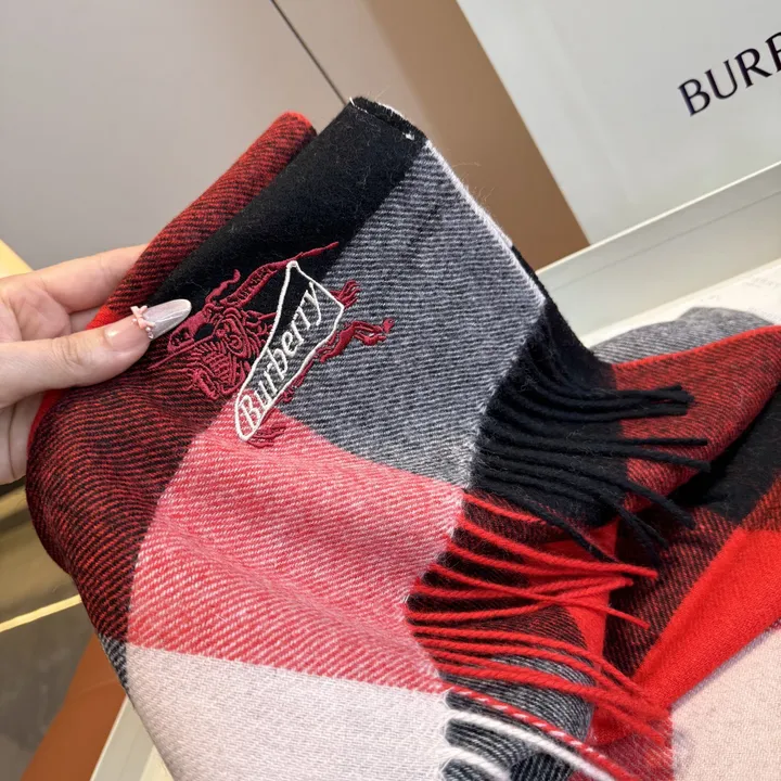 スーパーコピー バーバリー ス マフラー