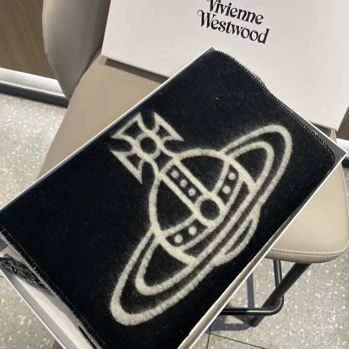 スーパーコピー ヴィヴィアン・ウエストウッド マフラー