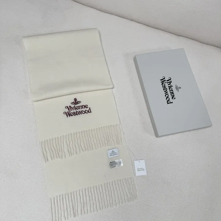 スーパーコピー ヴィヴィアン・ウエストウッド マフラー