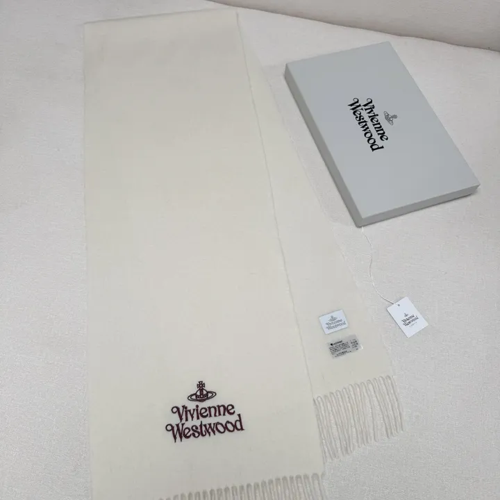 スーパーコピー ヴィヴィアン・ウエストウッド マフラー