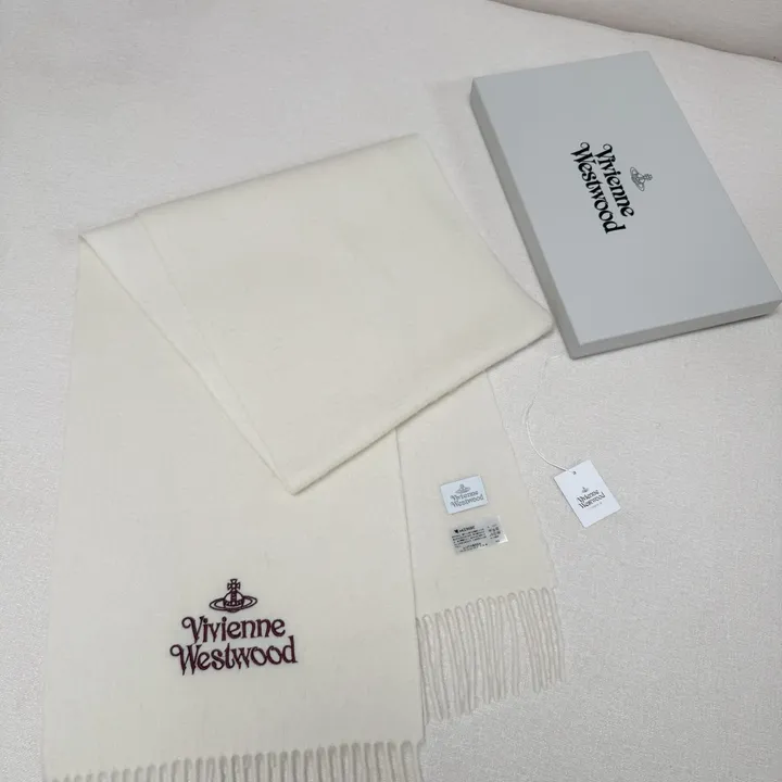 スーパーコピー ヴィヴィアン・ウエストウッド マフラー