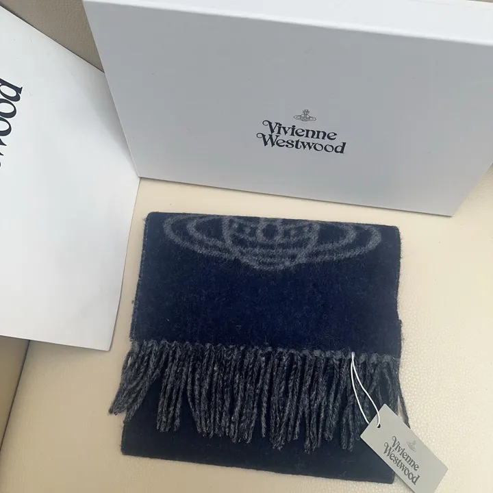スーパーコピー ヴィヴィアン・ウエストウッド マフラー