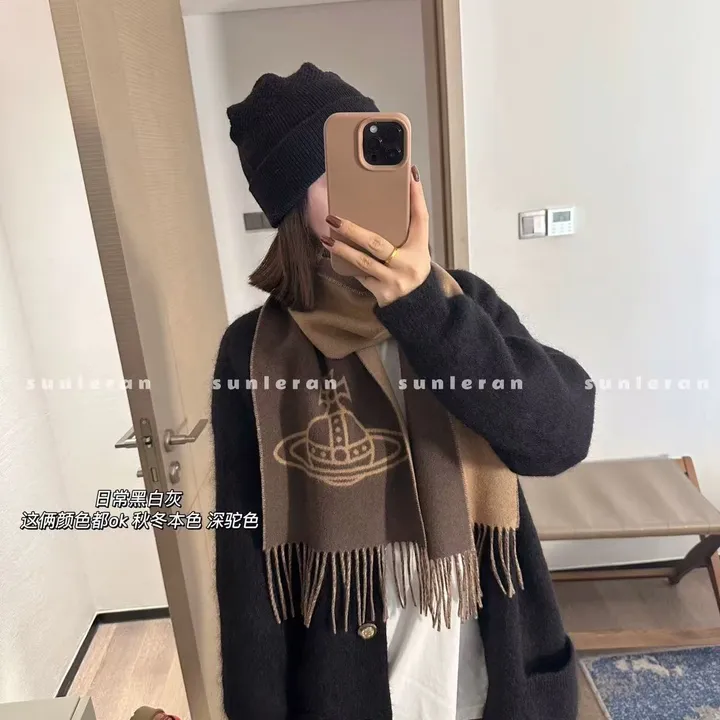 スーパーコピー ヴィヴィアン・ウエストウッド マフラー