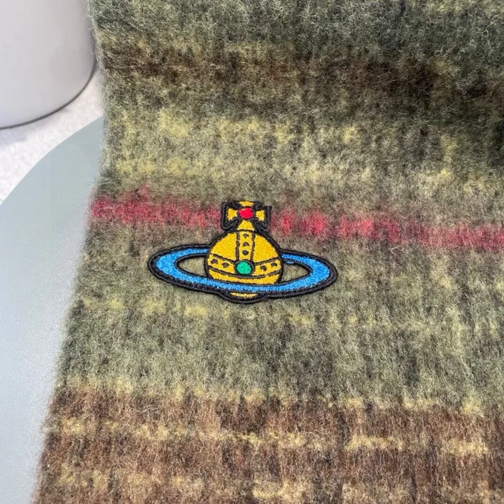 スーパーコピー ヴィヴィアン・ウエストウッド マフラー