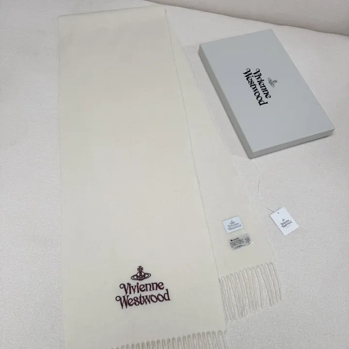 スーパーコピー ヴィヴィアン・ウエストウッド マフラー