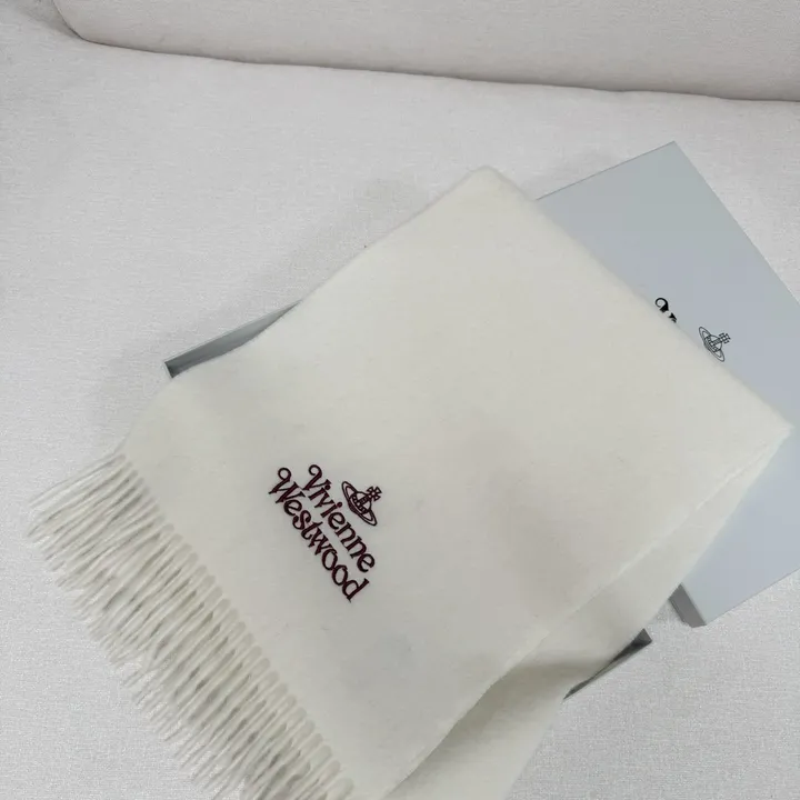 スーパーコピー ヴィヴィアン・ウエストウッド マフラー